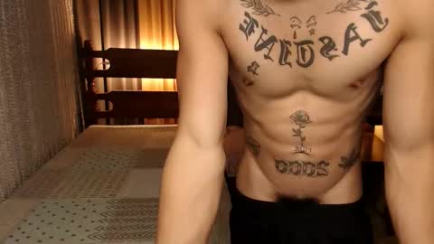 Snapshot of justine_hunk chatting on 14, 1, 2025 justine_hunk online show from 14, 1, 2025