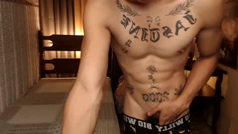 Snapshot of justine_hunk chatting on 17, 1, 2025 justine_hunk online show from 17, 1, 2025