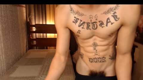 Snapshot of justine_hunk chatting on 3, 3, 2025 justine_hunk online show from 3, 3, 2025