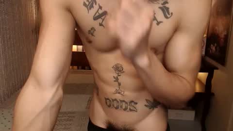 justine_hunk online show from 5, 2, 2026