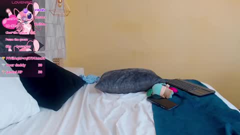 Justine online show from 19, 2, 2025