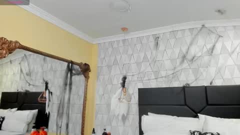 Justine online show from 3, 11, 2025