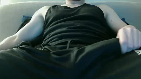 Snapshot of justinjaybee69 chatting on 5, 3, 2025 Justinjaybee online show from 5, 3, 2025