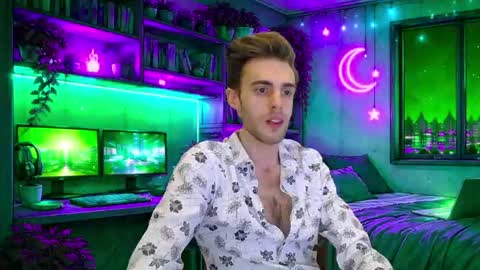 Hologram Guy online show from 27, 5, 2026