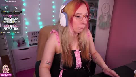 Snapshot of justkerryx chatting on 3, 11, 2025 Kerry online show from 3, 11, 2025