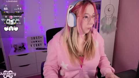 Snapshot of justkerryx chatting on 13, 11, 2025 Kerry online show from 13, 11, 2025