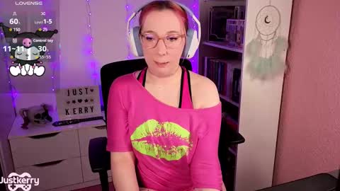 Snapshot of justkerryx chatting on 14, 11, 2025 Kerry online show from 14, 11, 2025