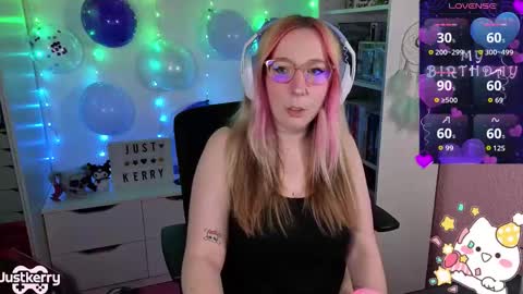 Snapshot of justkerryx chatting on 17, 11, 2025 Kerry online show from 17, 11, 2025