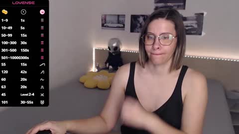 Julie online show from 25, 2, 2025