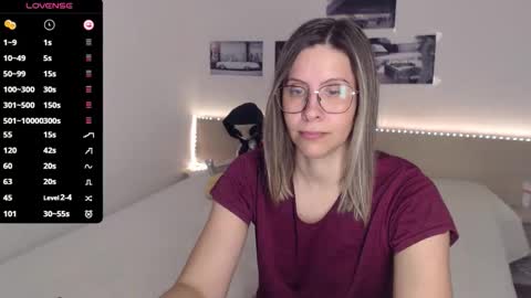 Julie online show from 24, 10, 2025