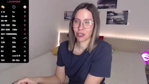 Julie online show from 13, 4, 2026