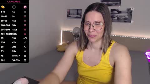 Julie online show from 11, 5, 2026