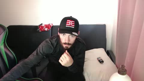 justyouraveragebeast online show from 22, 11, 2025