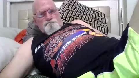 Snapshot of k109609 chatting on 4, 11, 2025 k109609 online show from 4, 11, 2025