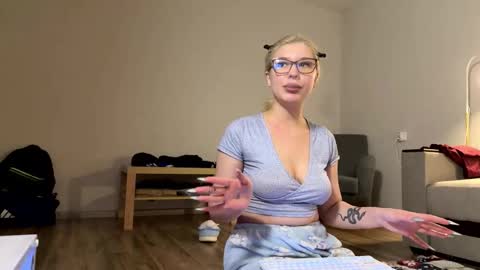 KITTY AND NICK Broadcast start time 10 am and 10 pm Moscow time online show from 10, 3, 2026