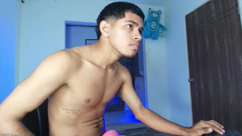 Snapshot of k_florez chatting on 21, 11, 2025 k_florez online show from 21, 11, 2025