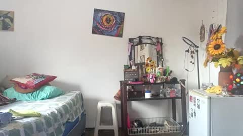 k_mabell online show from 17, 12, 2025