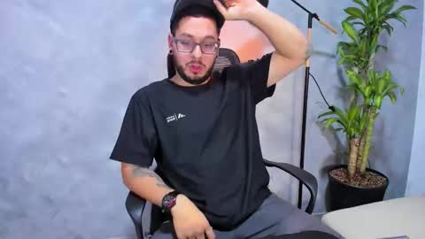 Snapshot of kaan_drakoss chatting on 30, 3, 2026 Kaan Annie online show from 30, 3, 2026