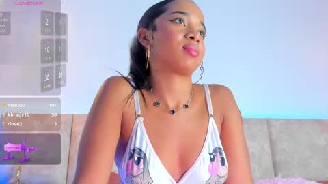 kaarol01 online show from 8, 10, 2025