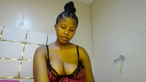 Snapshot of kadime001 chatting on 11, 3, 2025 kadime online show from 11, 3, 2025