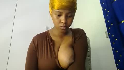 Snapshot of kadime001 chatting on 12, 11, 2025 kadime online show from 12, 11, 2025