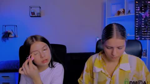 Snapshot of kaela_spell_ chatting on 17, 11, 2025 kaela_spell_ online show from 17, 11, 2025