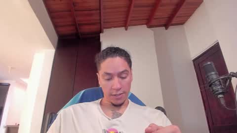 Snapshot of kai_herectix chatting on 15, 2, 2025 kai_herectix online show from 15, 2, 2025