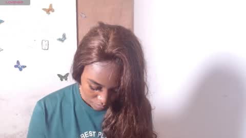 Snapshot of kaiadebayo chatting on 21, 9, 2025 Angie  online show from 21, 9, 2025