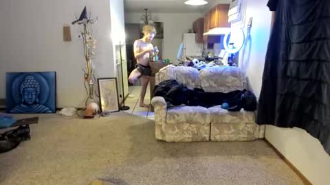 Kaiku77 online show from 14, 12, 2025