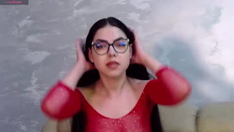 Kaila Lewis online show from 30, 6, 2026