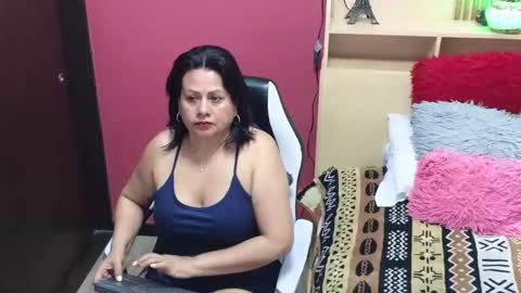 Snapshot of kaily_jonness chatting on 13, 10, 2025 kaily jonness online show from 13, 10, 2025