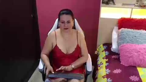 Snapshot of kaily_jonness chatting on 15, 10, 2025 kaily jonness online show from 15, 10, 2025