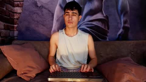 Snapshot of kairoblaaze chatting on 6, 11, 2025 KairoBlaaze online show from 6, 11, 2025