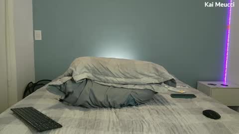 Kairos Meucci online show from 12, 2, 2025