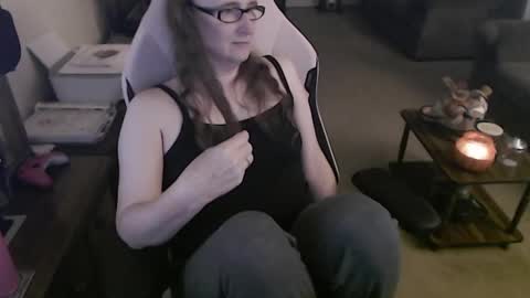 Snapshot of kait331 chatting on 10, 10, 2025 Camprincess331 online show from 10, 10, 2025