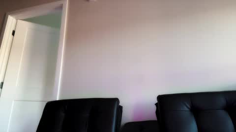 Malakai Kai or Ky  online show from 8, 4, 2026