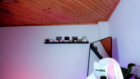 Kali Ka Please help me with your thumbs up its important   dont forget my birthday on October 26 online show from 5, 4, 2026