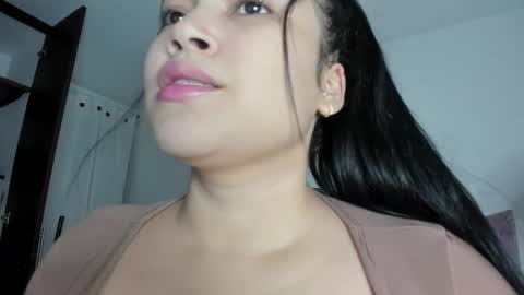 AndreaLactating online show from 17, 9, 2025