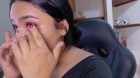 Snapshot of kali_sweet chatting on 2, 6, 2026 AndreaLactating online show from 2, 6, 2026
