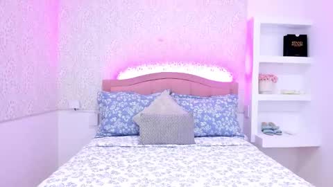 Kali Bloom  online show from 12, 1, 2026