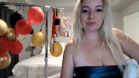 Kaliii jones online show from 12, 7, 2026
