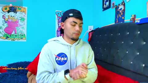 Snapshot of kalivan_voinesscu chatting on 2, 2, 2025 K A L I online show from 2, 2, 2025