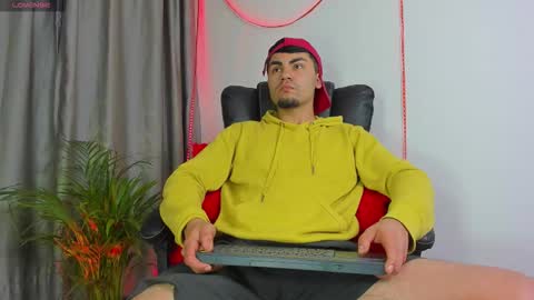 Snapshot of kalivan_voinesscu chatting on 19, 9, 2025 K A L I online show from 19, 9, 2025