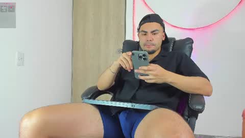 Snapshot of kalivan_voinesscu chatting on 22, 7, 2026 K A L I online show from 22, 7, 2026