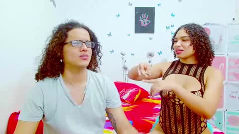 Dante and Carolina independient model online show from 12, 1, 2025