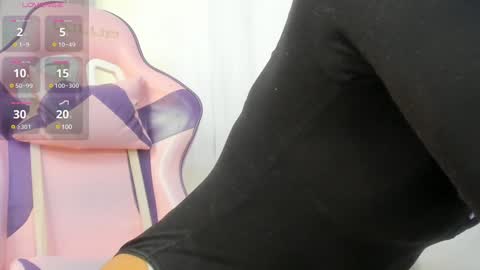 Snapshot of kamila_arias chatting on 27, 1, 2025 online show from 27, 1, 2025