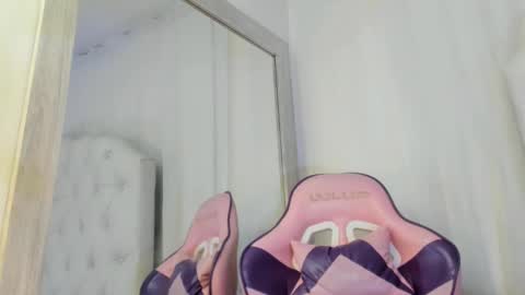 Snapshot of kamila_arias chatting on 11, 2, 2025 online show from 11, 2, 2025