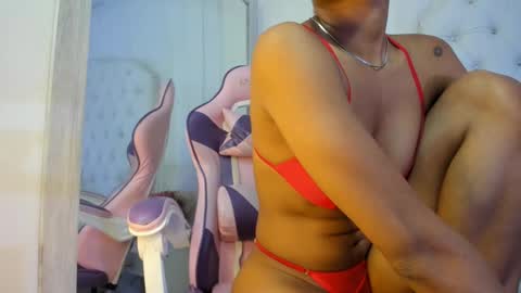 Snapshot of kamila_arias chatting on 18, 2, 2025 online show from 18, 2, 2025