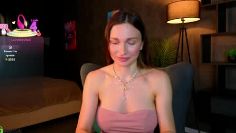 Snapshot of kamila_lee chatting on 6, 6, 2026 Kamila GMT2 Tue 10 AM - 4 PMWed 3-9 AM Thur 3-9 AM Fri 3-9 AM Sat 10 AM - 4 PM. online show from 6, 6, 2026