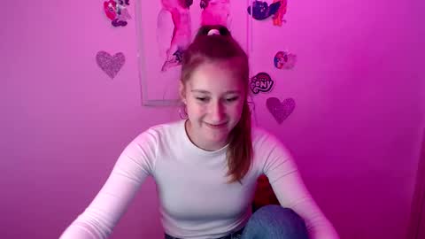 kamilla_love_ online show from 25, 9, 2025